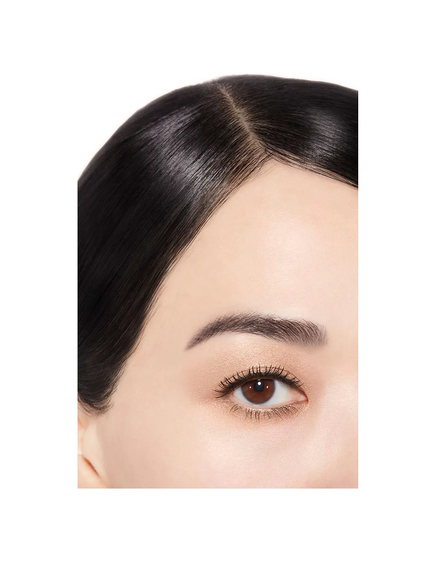 CHANEL |  PUDER-LIDSCHATTEN MIT LANGEM HALT, VIELFÄLTIGE EFFEKTE 2.2G | 